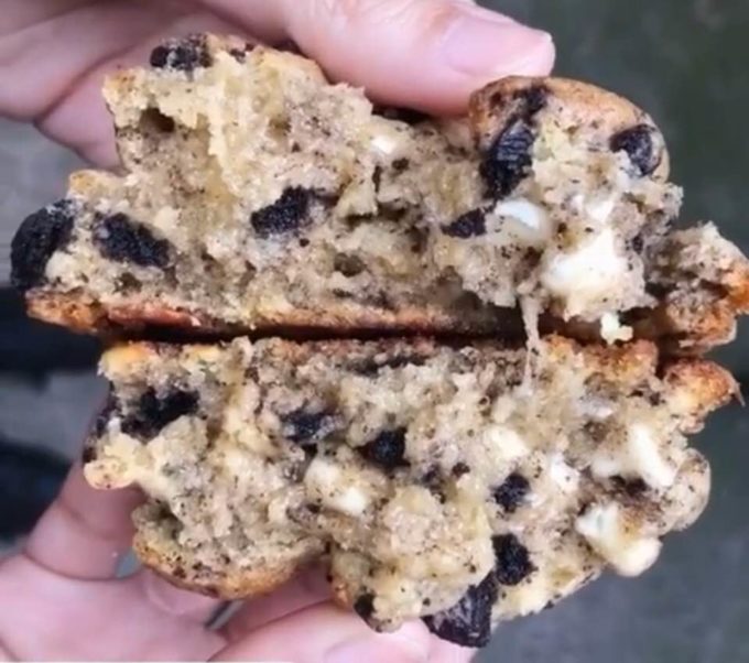athleticProtein Cookies & Cream Cookie